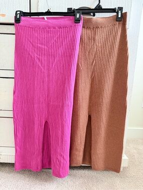 Ribbed Knit Midi Skirt in Hot Pink And Tan